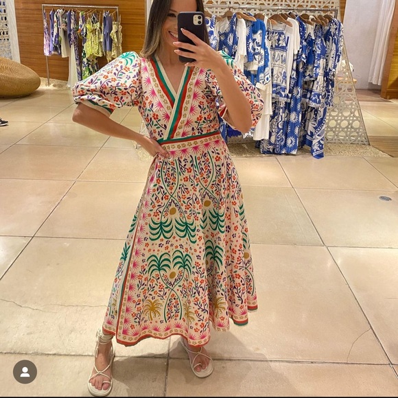 FARM Rio Dresses & Skirts - FARM Rio Summer Afternoon Dress Size S